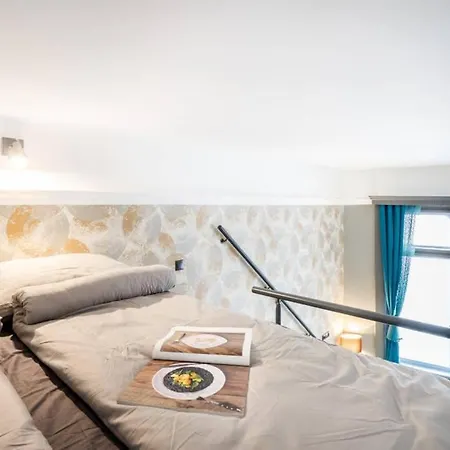 Luxury Pilvax *