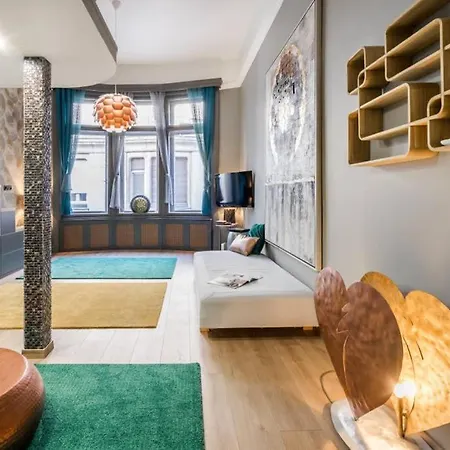 Luxury Pilvax Apartment