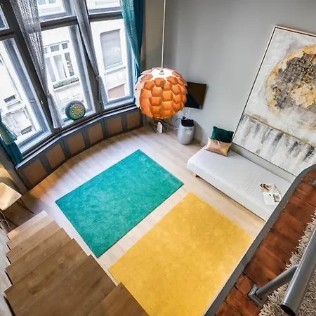 Luxury Pilvax