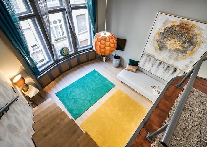 Luxury Pilvax