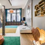 Luxury Pilvax דירה